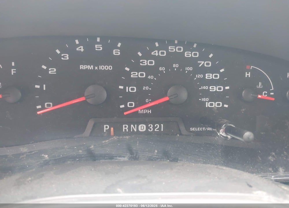 2008 FORD E-450 CUTAWAY VIN: 1FDXE45S88DA08526