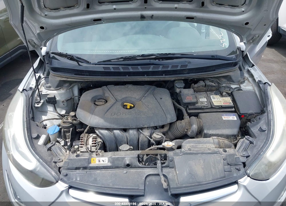 2014 HYUNDAI ELANTRA SE VIN: KMHDH4AEXEU084013