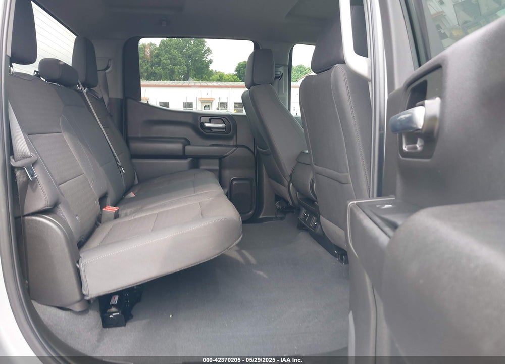 2025 CHEVROLET SILVERADO 1500 4WD SHORT BED CUSTOM TRAIL BOSS VIN: 3GCUKCED0SG208192