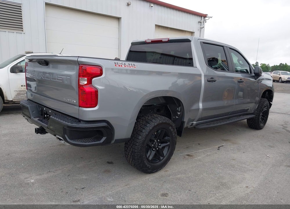 2025 CHEVROLET SILVERADO 1500 4WD SHORT BED CUSTOM TRAIL BOSS VIN: 3GCUKCED0SG208192