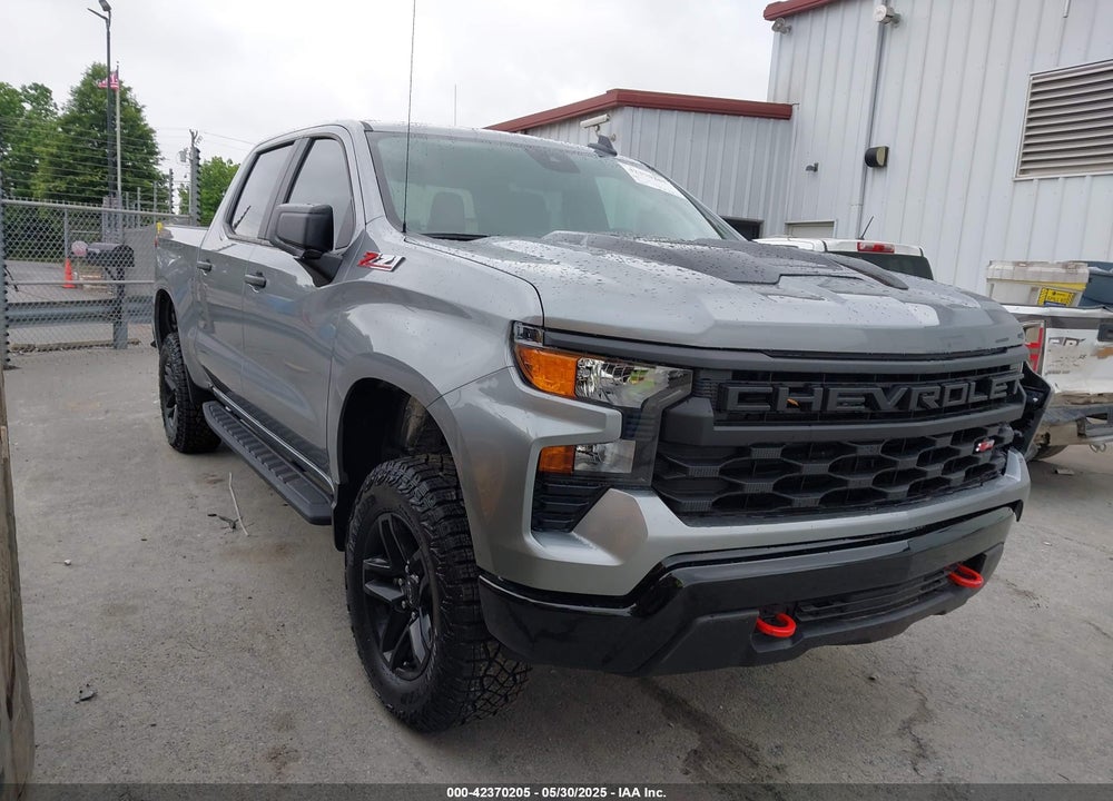 2025 CHEVROLET SILVERADO 1500 4WD SHORT BED CUSTOM TRAIL BOSS VIN: 3GCUKCED0SG208192