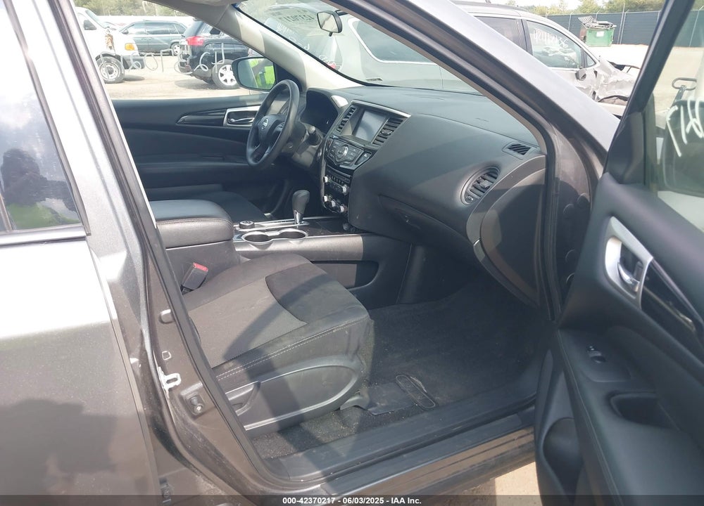 2018 NISSAN PATHFINDER S VIN: 5N1DR2MM5JC673748