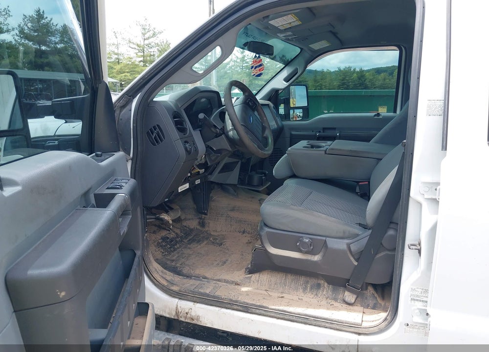 2015 FORD F-350 XL VIN: 1FT8W3BT4FED64069