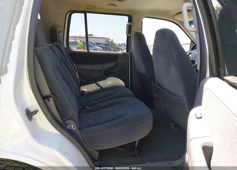 2002 FORD EXPLORER XLT VIN: 1FMZU73E52ZA40029