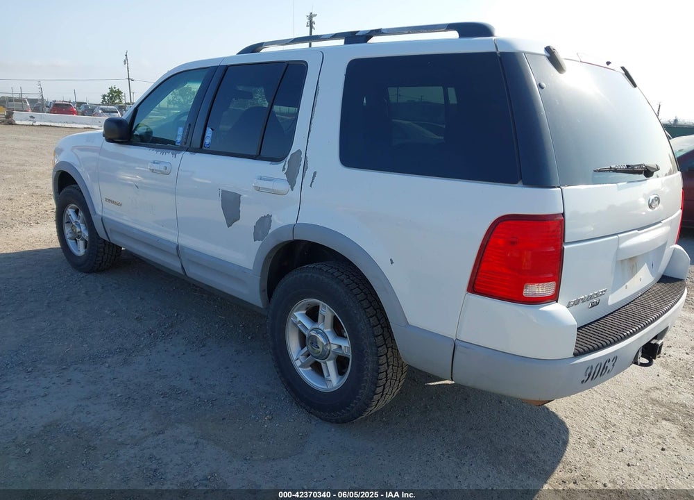 2002 FORD EXPLORER XLT VIN: 1FMZU73E52ZA40029