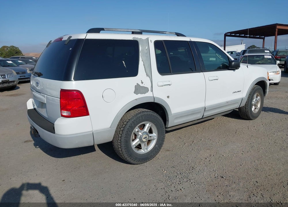 2002 FORD EXPLORER XLT VIN: 1FMZU73E52ZA40029