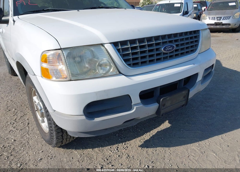 2002 FORD EXPLORER XLT VIN: 1FMZU73E52ZA40029