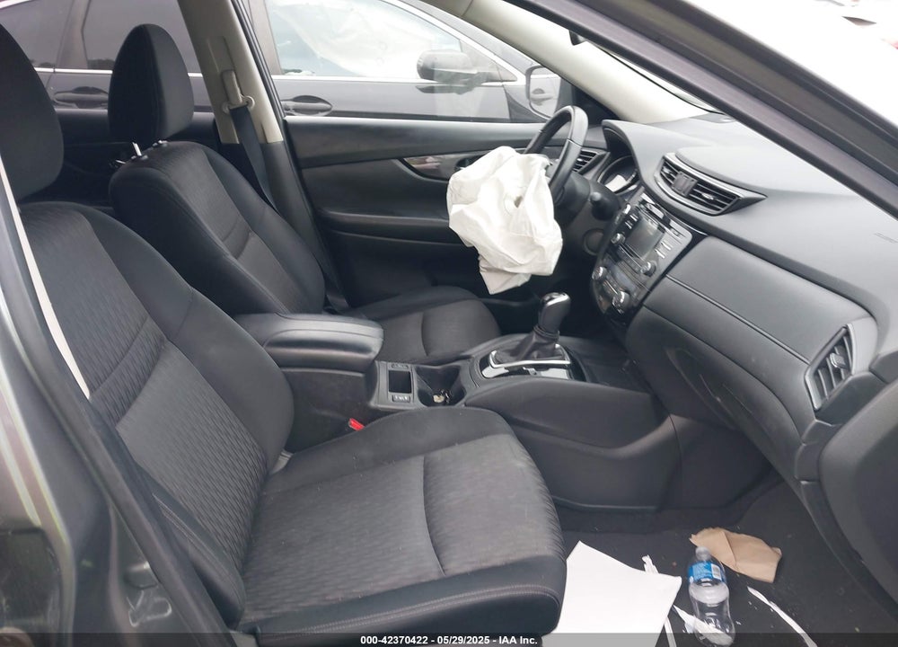 2017 NISSAN ROGUE SV VIN: JN8AT2MV4HW004496