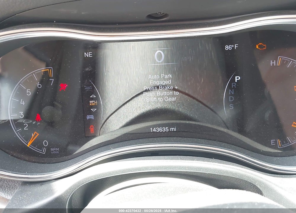 2015 JEEP GRAND CHEROKEE LIMITED VIN: 1C4RJEBG9FC220546