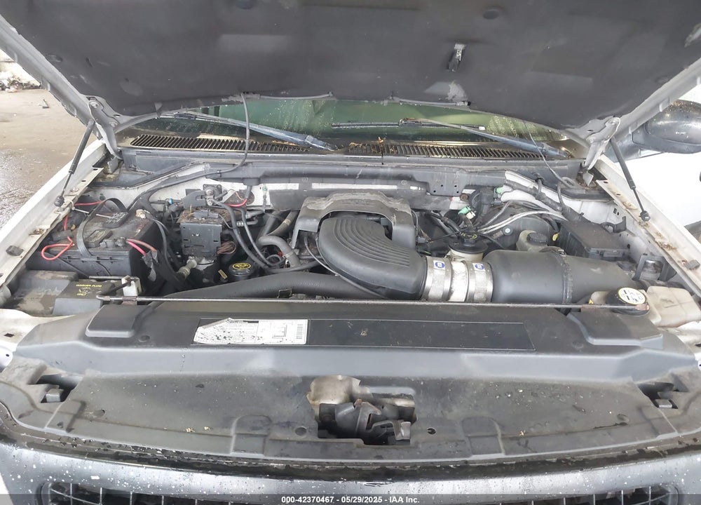 2000 FORD EXPEDITION VIN: 1FMRU166XYLB73706