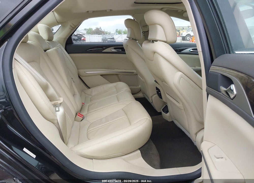 2013 LINCOLN MKZ VIN: 3LN6L2G9XDR810996