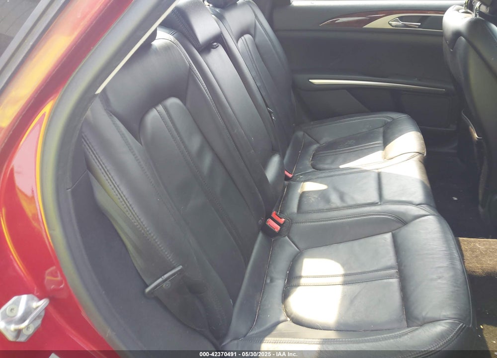 2016 LINCOLN MKZ HYBRID VIN: 3LN6L2LUXGR631548