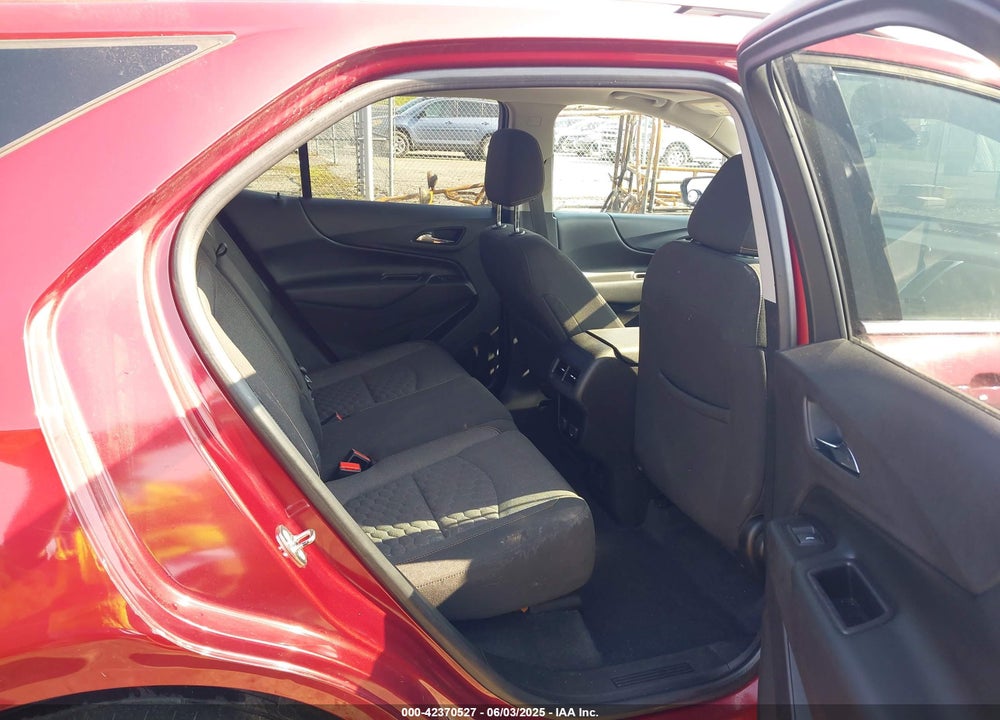 2018 CHEVROLET EQUINOX VIN: 2GNAXSEV5J6330250