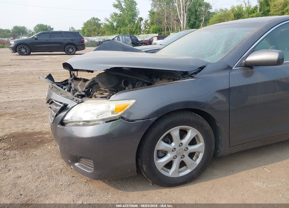 2011 TOYOTA CAMRY LE VIN: 4T1BF3EK4BU728107