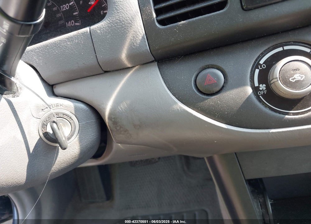 2005 TOYOTA CAMRY LE/SE/STD/XLE VIN: 4T1BE32K95U089962