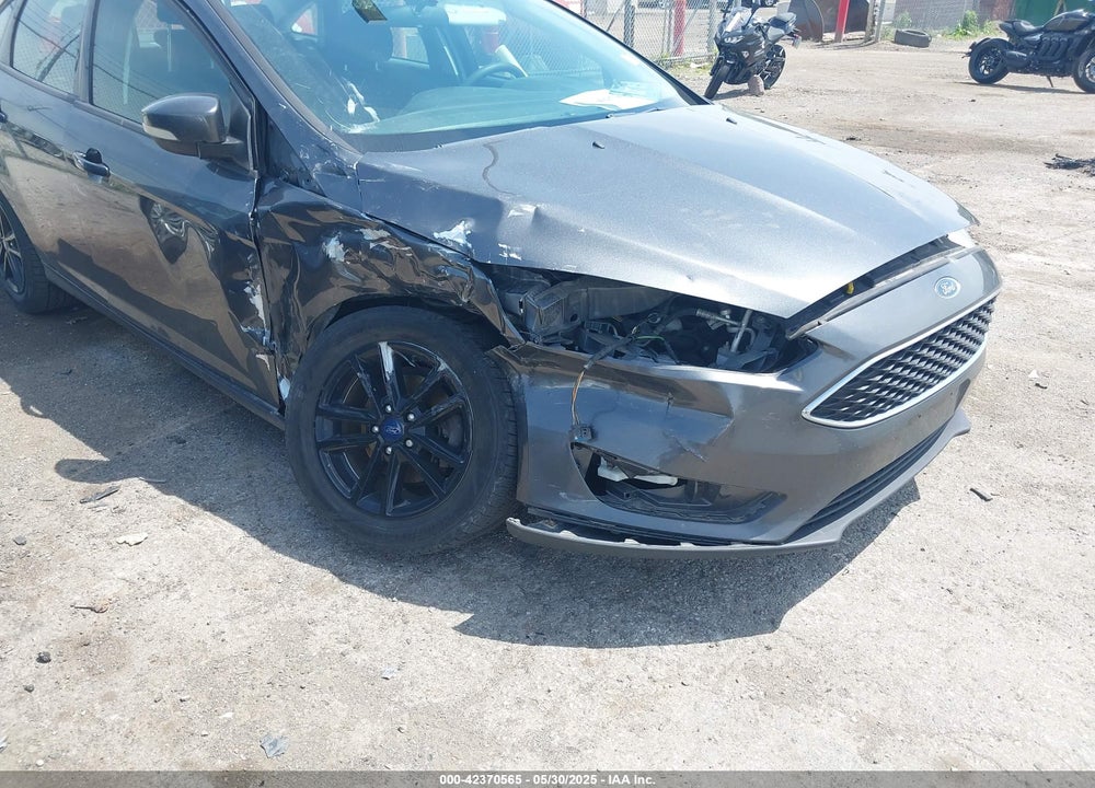 2017 FORD FOCUS VIN: 1FADP3F2XHL235013
