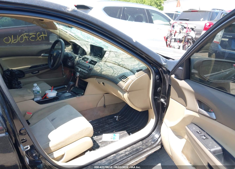 2009 HONDA ACCORD VIN: 1HGCP26379A161010