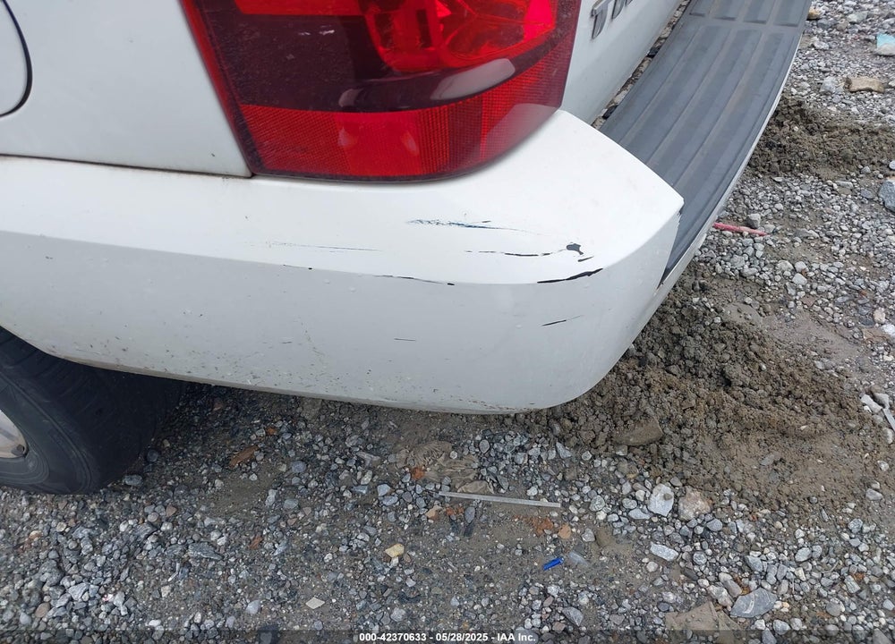 2007 CHEVROLET TAHOE LT VIN: 1GNFC13007R415013