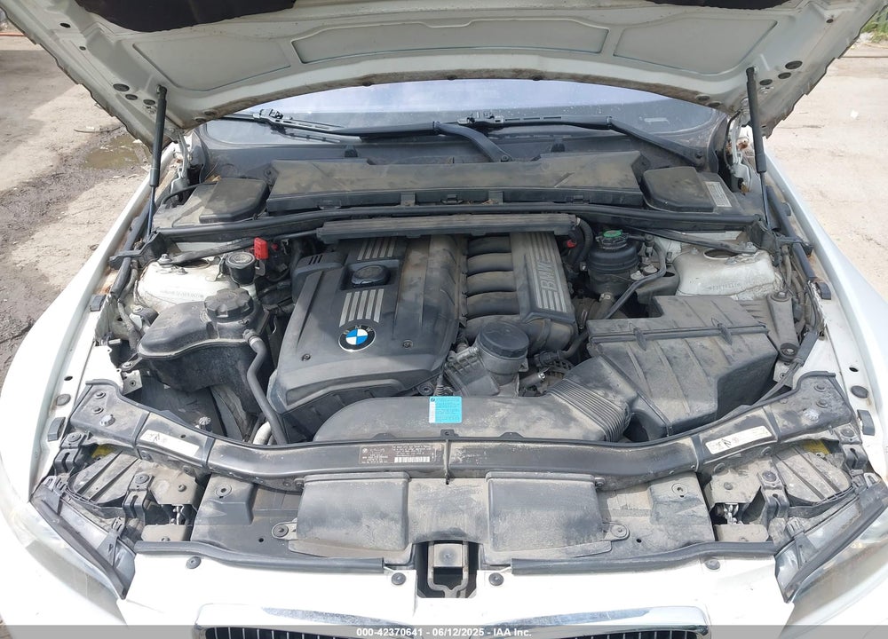 2008 BMW 3 SERIES VIN: WBAWL13528PX20477