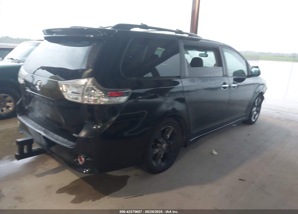2014 TOYOTA SIENNA VIN: 5TDXK3DC5ES456630