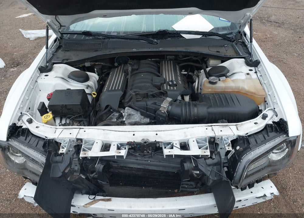 2014 CHRYSLER 300 SRT8 VIN: 2C3CCAFJ6EH156853
