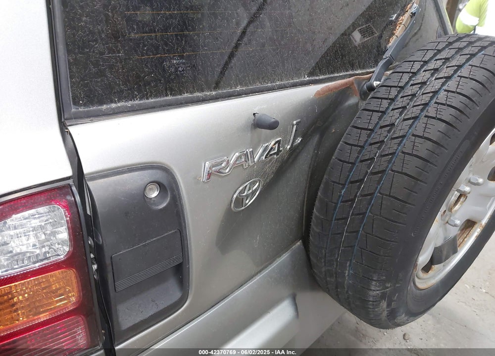 2000 TOYOTA RAV4 VIN: JT3HP10V6Y7167695