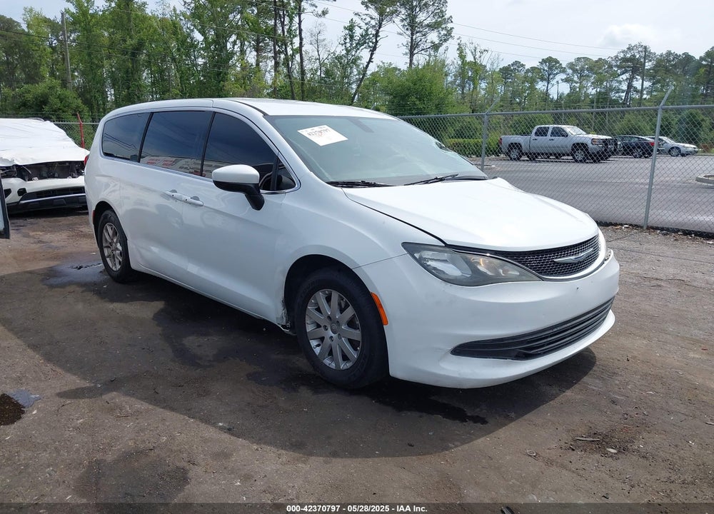 2017 CHRYSLER PACIFICA TOURING VIN: 2C4RC1DG0HR519904
