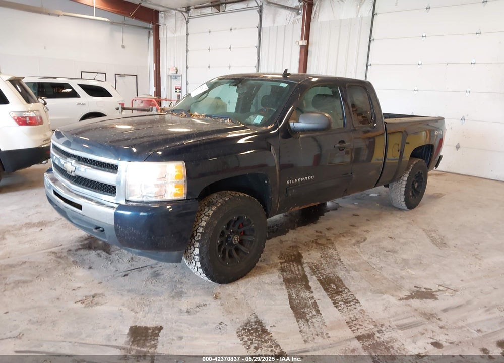 2010 CHEVROLET SILVERADO 1500 VIN: 1GCSKSE38AZ145639