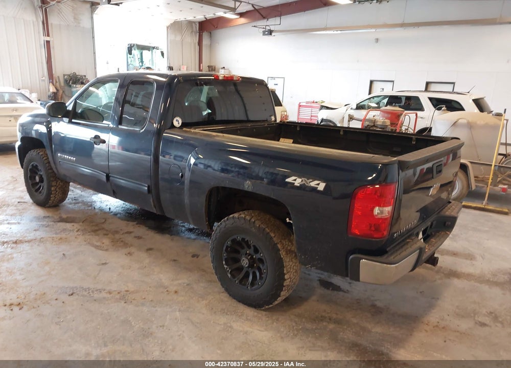 2010 CHEVROLET SILVERADO 1500 VIN: 1GCSKSE38AZ145639