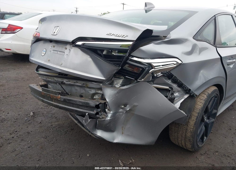 2022 HONDA CIVIC VIN: 2HGFE2F57NH557888