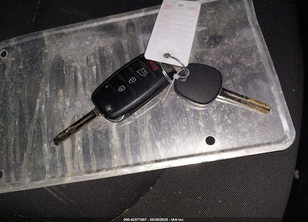2015 KIA SOUL VIN: KNDJN2A25F7804036