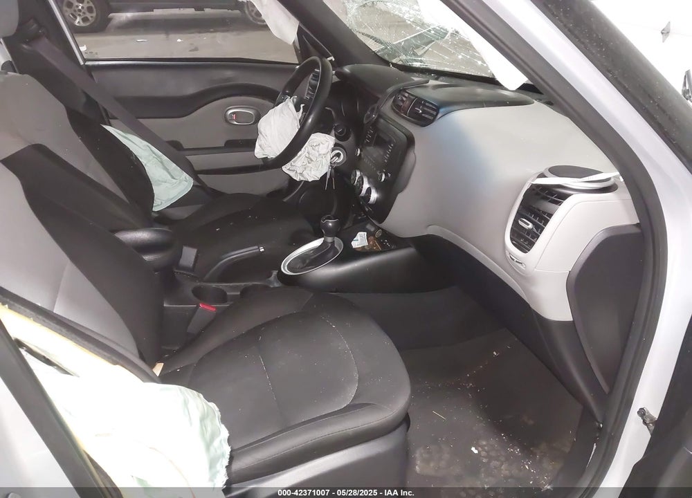 2015 KIA SOUL VIN: KNDJN2A25F7804036