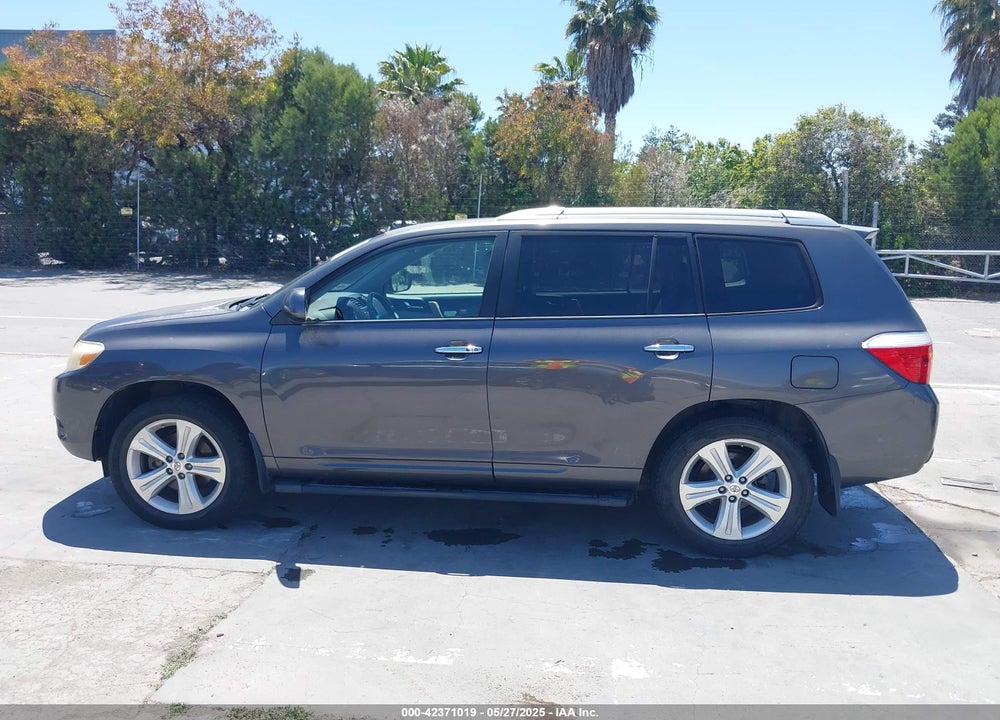 2008 TOYOTA HIGHLANDER VIN: JTEDS42A282008749