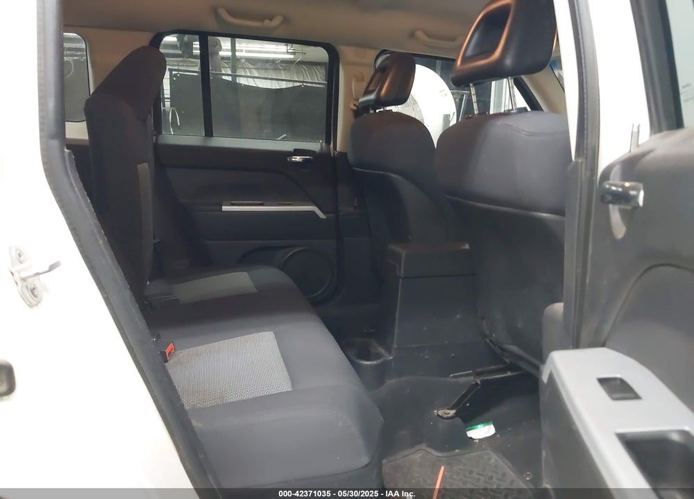 2008 JEEP PATRIOT VIN: 1J8FF28W68D772027