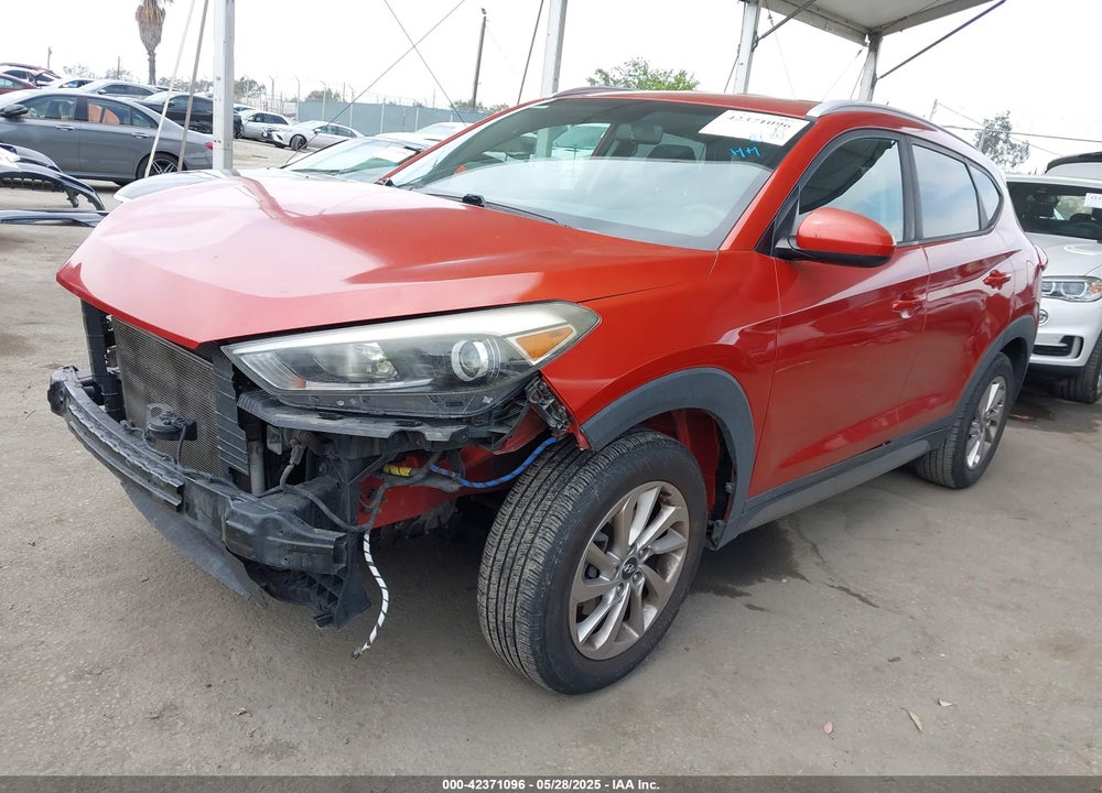 2017 HYUNDAI TUCSON SE VIN: KM8J33A49HU264543