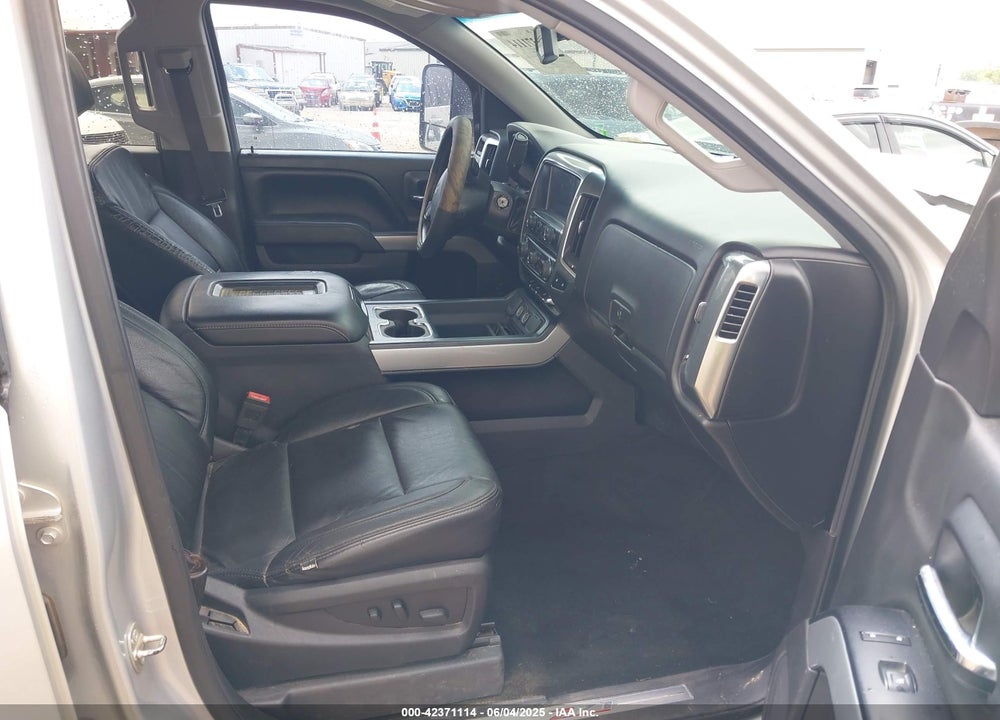 2016 CHEVROLET SILVERADO 1500 2LT VIN: 3GCUKREC1GG370060