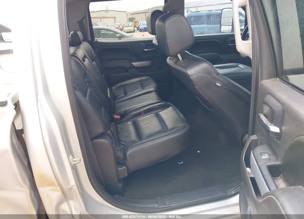 2016 CHEVROLET SILVERADO 1500 2LT VIN: 3GCUKREC1GG370060