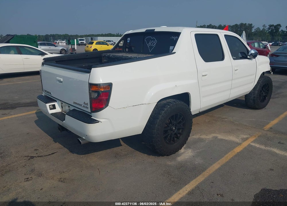 2006 HONDA RIDGELINE RTL VIN: 2HJYK16586H570401