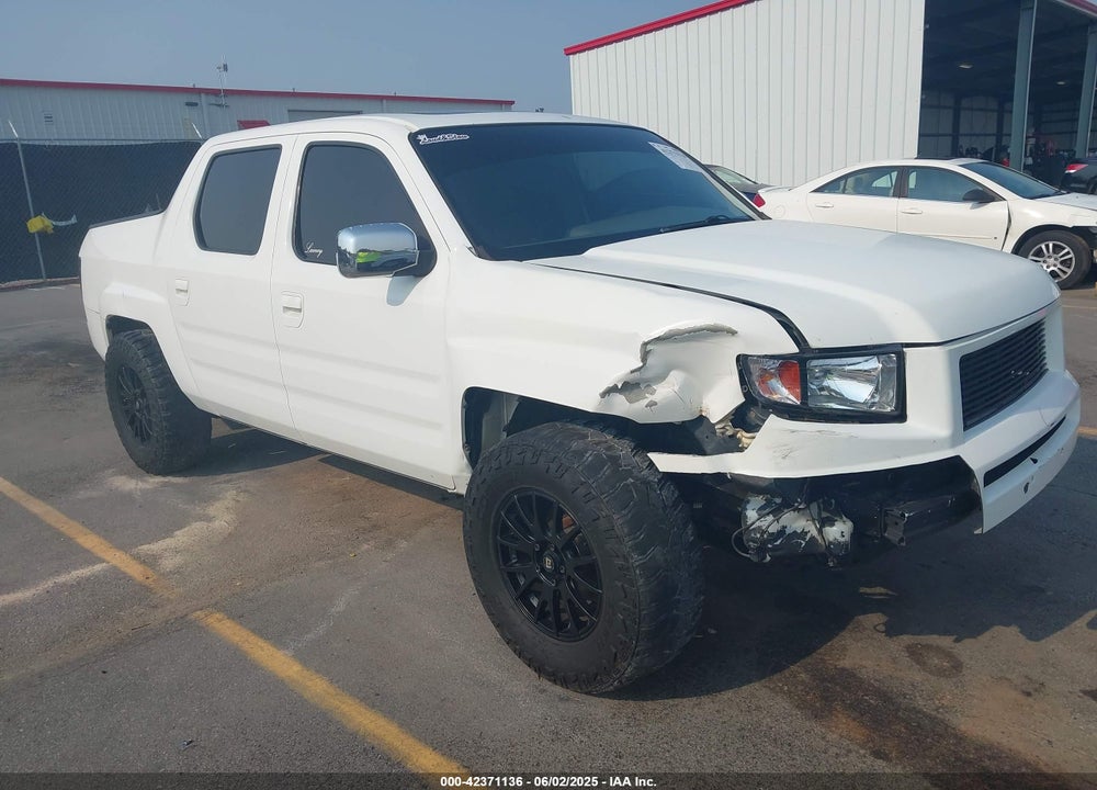 2006 HONDA RIDGELINE RTL VIN: 2HJYK16586H570401
