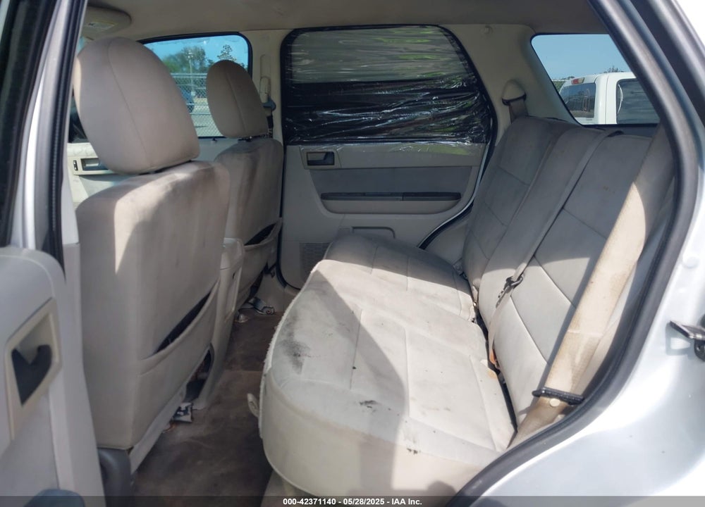 2010 FORD ESCAPE VIN: 1FMCU0DG2AKC82054