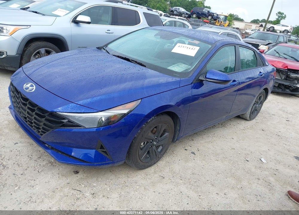 2021 HYUNDAI ELANTRA VIN: 5NPLM4AG5MH037946