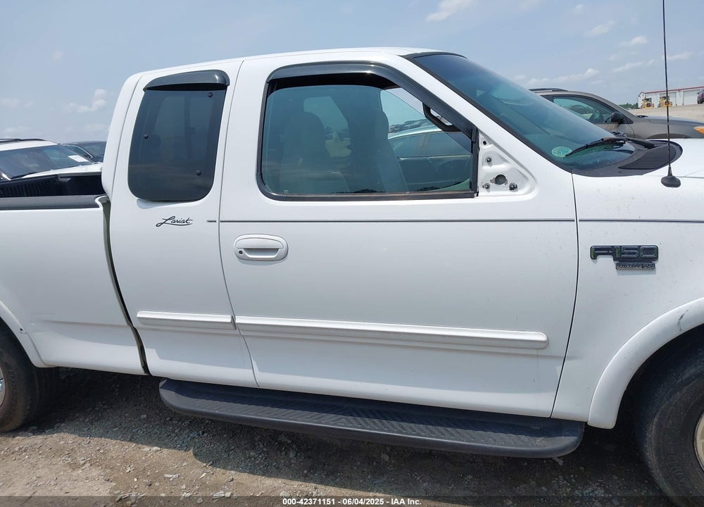 2000 FORD F-150 LARIAT/WORK SERIES/XL/XLT VIN: 1FTRX17L0YNA98566