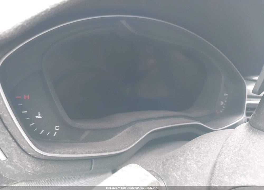 2017 AUDI A4 VIN: WAUFNAF44HN006973