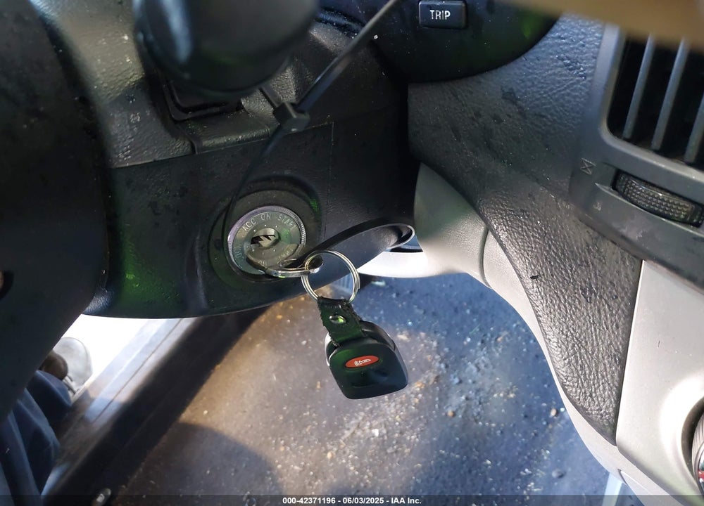 2010 HYUNDAI ELANTRA GLS VIN: KMHDU4AD3AU153640