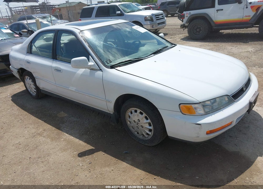 1997 HONDA ACCORD EX VIN: 1HGCD5653VA201234