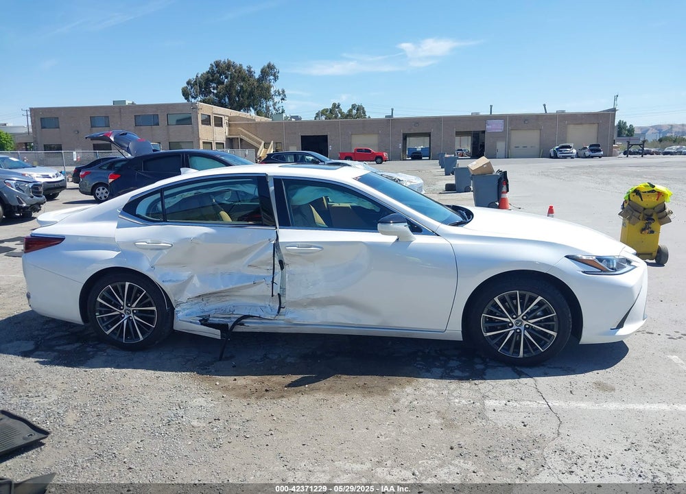 2025 LEXUS ES300H VIN: 58ADA1C11SU055520