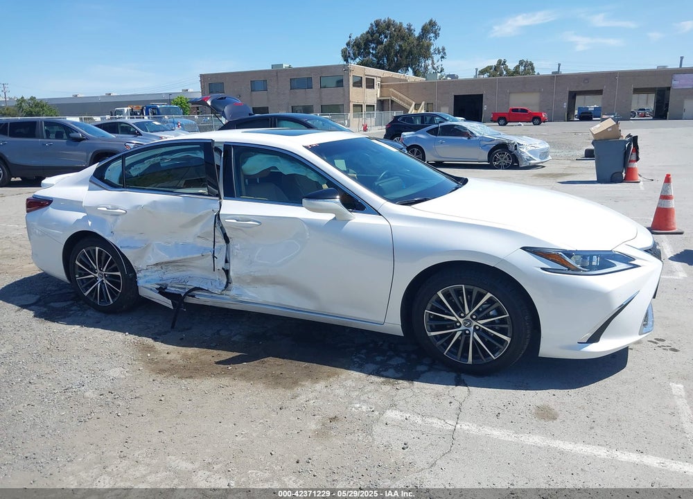 2025 LEXUS ES300H VIN: 58ADA1C11SU055520