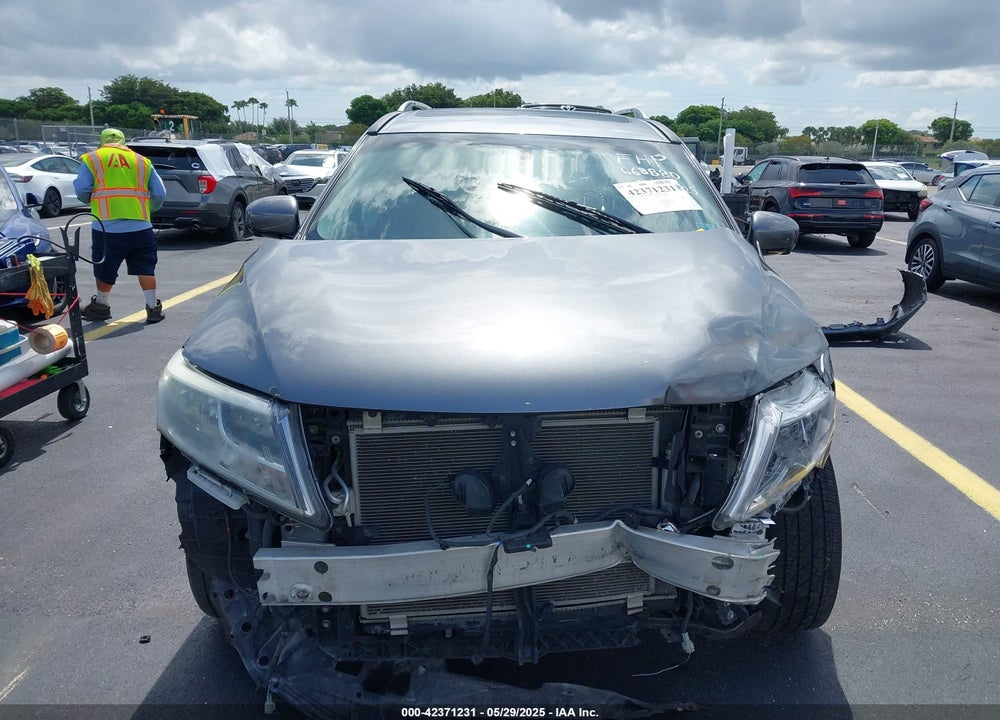 2015 NISSAN PATHFINDER VIN: 5N1AR2MMXFC668880