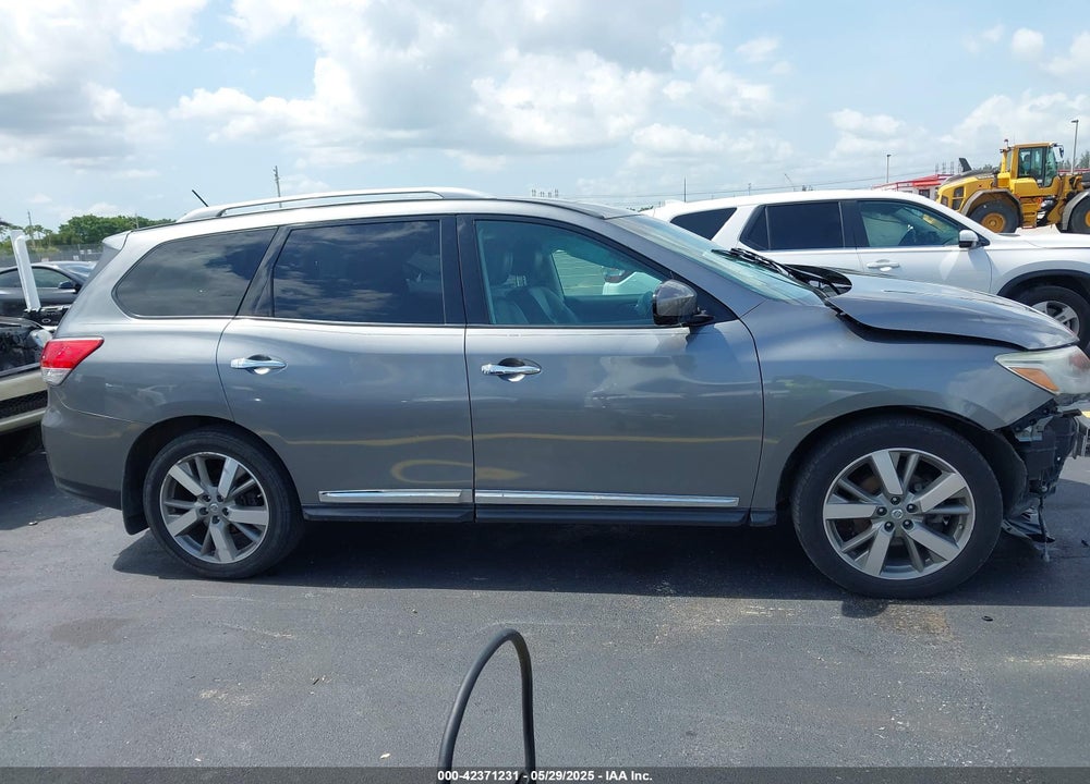 2015 NISSAN PATHFINDER VIN: 5N1AR2MMXFC668880
