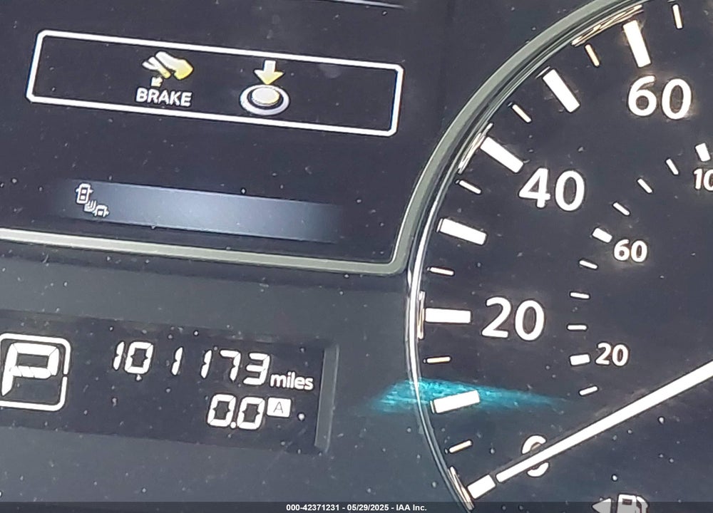 2015 NISSAN PATHFINDER VIN: 5N1AR2MMXFC668880